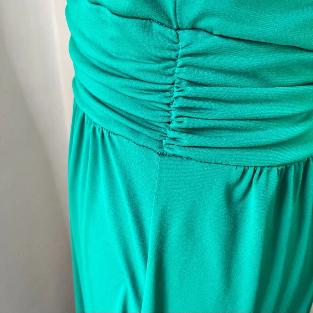 Enfocus Studio green sleeveless dress with fitted ruched waist front pleating - Picture 14 of 16